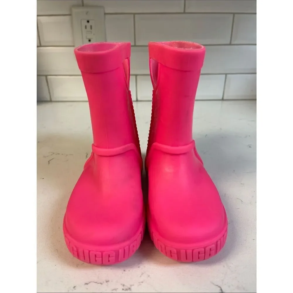 TODDLER UGG DRIZLITA RAINBOOTS - WATERPROOF & COZY COMFORT Size 9 Taffy Pink